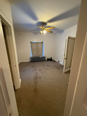 6 Merry Street, Bedford, NH 03110