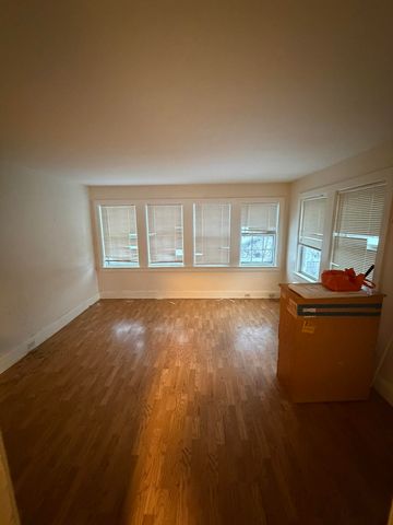 6 Merry Street, Bedford, NH 03110