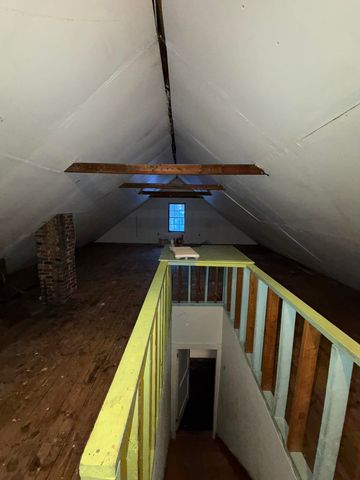 6 Merry Street, Bedford, NH 03110