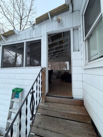 6 Merry Street, Bedford, NH 03110