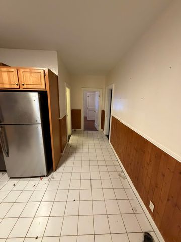 6 Merry Street, Bedford, NH 03110