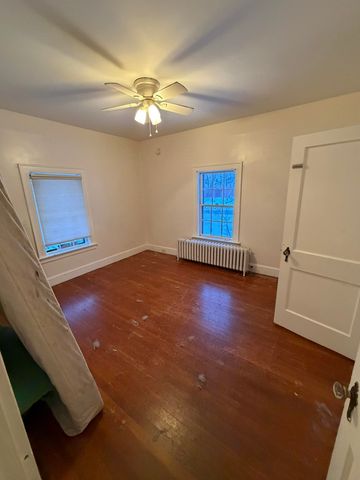 6 Merry Street, Bedford, NH 03110