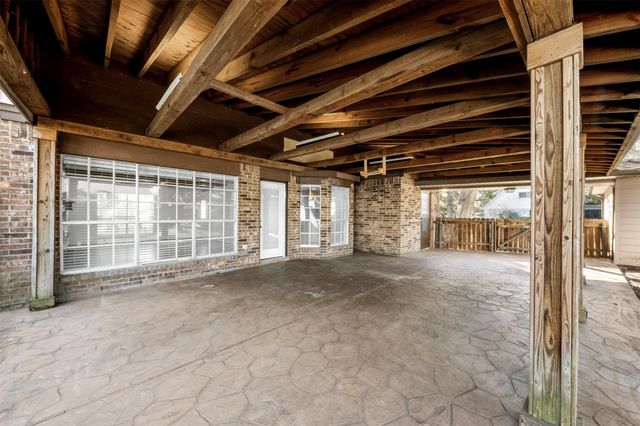 8203 Silent Cedars Drive, Houston, TX 77095