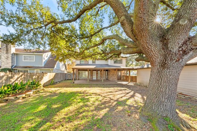 8203 Silent Cedars Drive, Houston, TX 77095