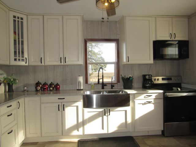 23185 Sundberg Avenue, Lorain Twp, MN 56119