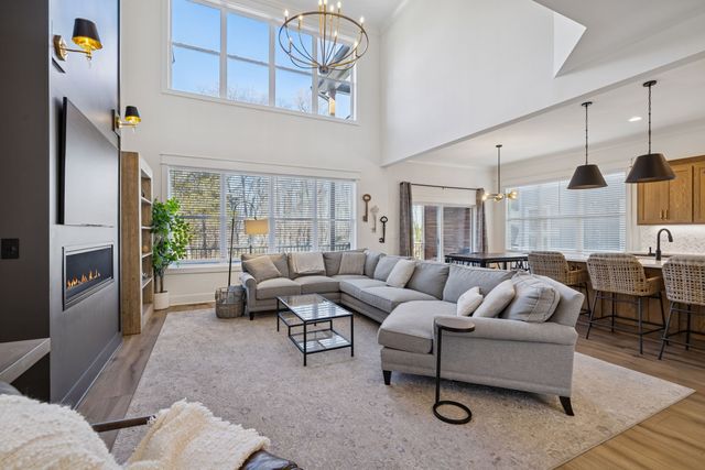 11 Hammock Dr, Winchester, TN 37398