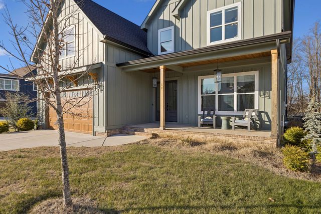 11 Hammock Dr, Winchester, TN 37398