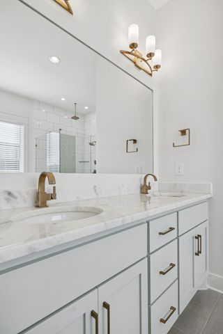 11 Hammock Dr, Winchester, TN 37398