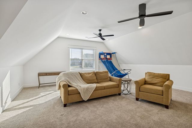 11 Hammock Dr, Winchester, TN 37398