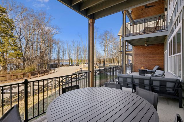 11 Hammock Dr, Winchester, TN 37398