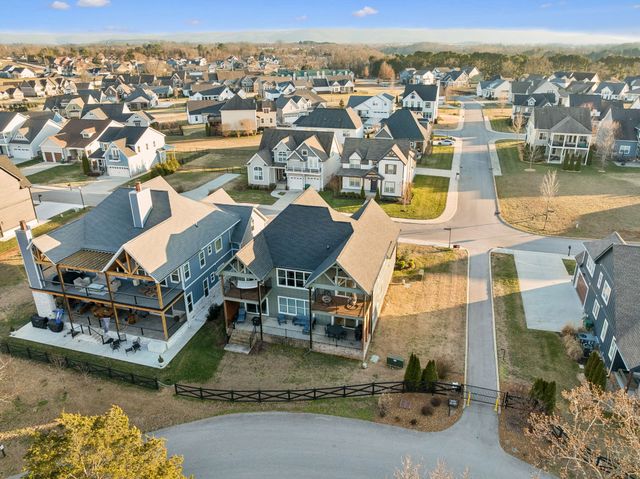 11 Hammock Dr, Winchester, TN 37398