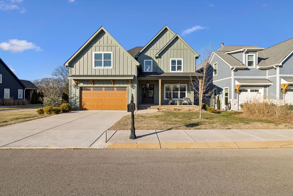 11 Hammock Dr, Winchester, TN 37398