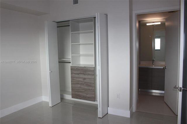 460 NE 28th St 2705, Miami, FL 33137