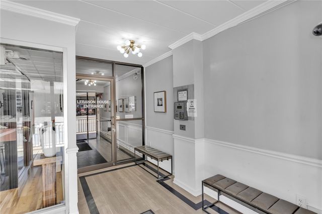 520 Washington Road 301, Mt Lebanon, PA 15228