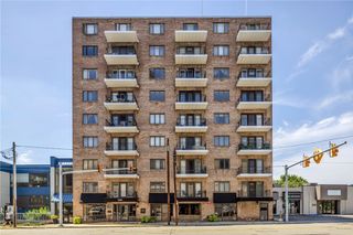 520 Washington Road 301, Mt Lebanon, PA 15228