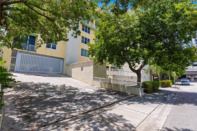 1350 NW 8th Court A2-4, Miami, FL 33136