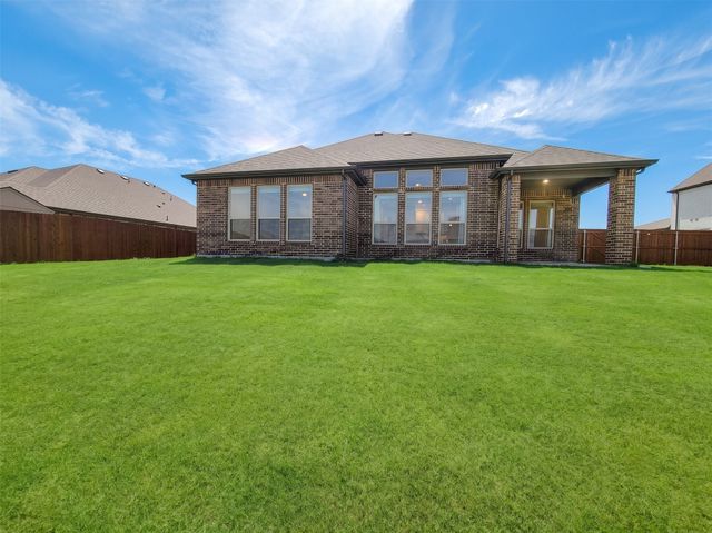 1813 Hidden Creek Drive, Midlothian, TX 76065