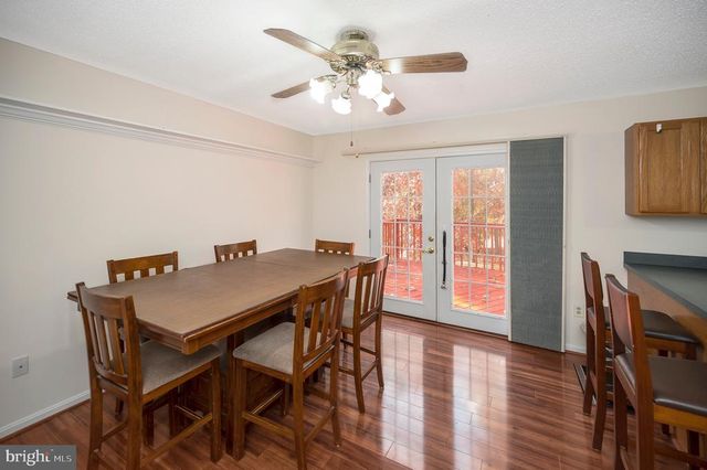 205 FAIRFAX LN, Locust Grove, VA 22508