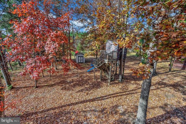 205 FAIRFAX LN, Locust Grove, VA 22508