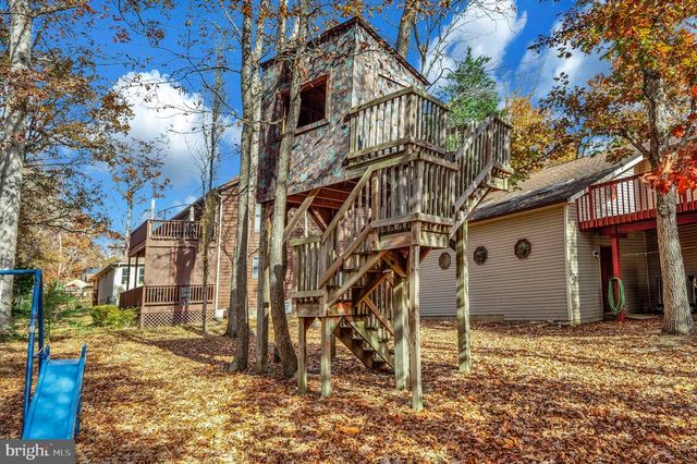 205 FAIRFAX LN, Locust Grove, VA 22508