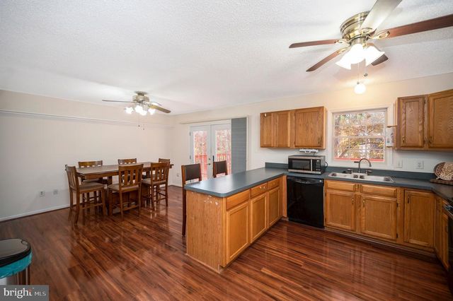 205 FAIRFAX LN, Locust Grove, VA 22508