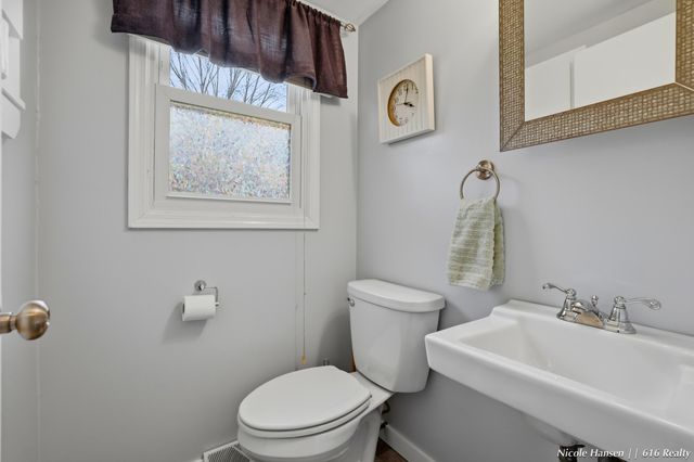 201 Homer Lane, Coopersville City, MI 49404