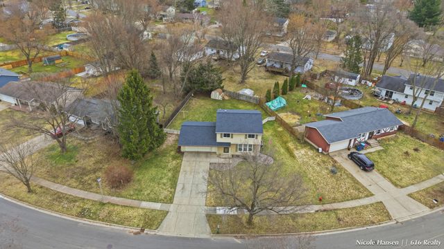 201 Homer Lane, Coopersville City, MI 49404