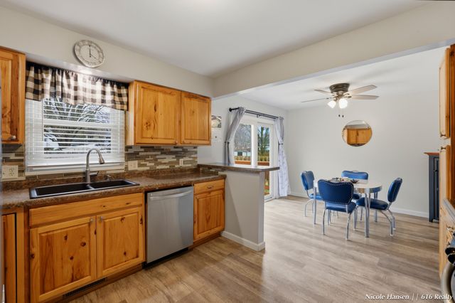 201 Homer Lane, Coopersville City, MI 49404