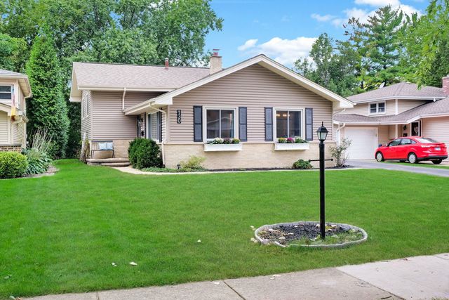 130 S Milton Avenue, Glen Ellyn, IL 60137