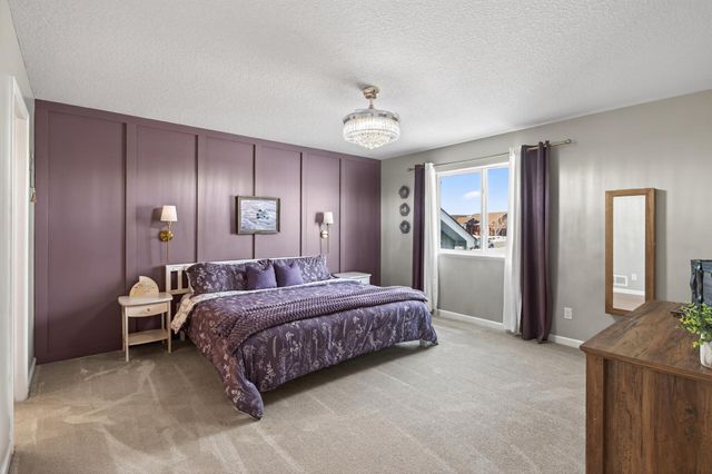 922 Mulberry Avenue NE, Montgomery, MN 56069