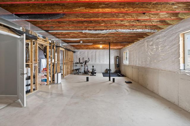 922 Mulberry Avenue NE, Montgomery, MN 56069