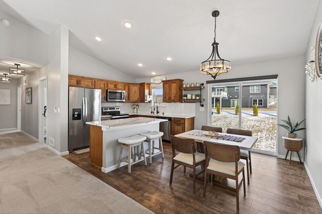 922 Mulberry Avenue NE, Montgomery, MN 56069