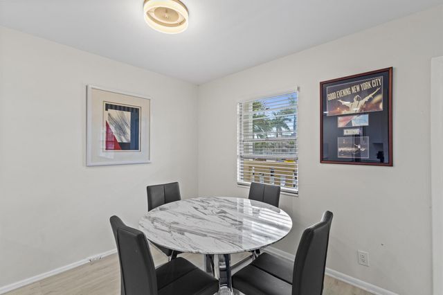 2069 Guildford D, Boca Raton, FL 33434