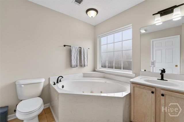 5 Hopeland Court, Savannah, GA 31419