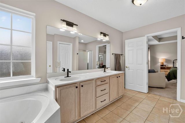 5 Hopeland Court, Savannah, GA 31419