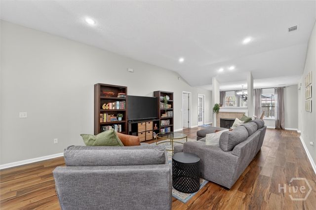 5 Hopeland Court, Savannah, GA 31419