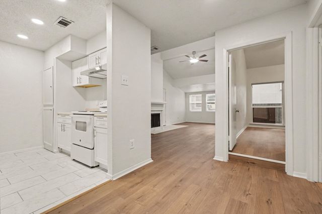 9696 Walnut Street 502, Dallas, TX 75243