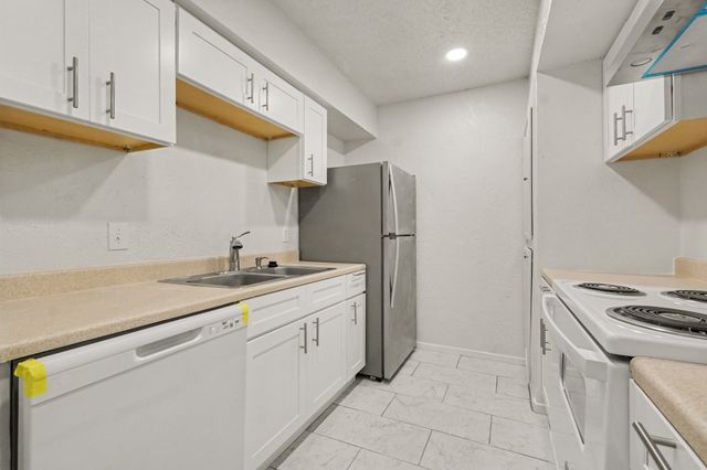 9696 Walnut Street 502, Dallas, TX 75243