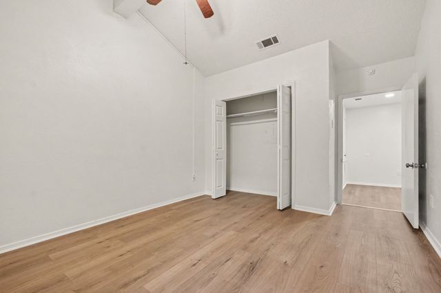9696 Walnut Street 502, Dallas, TX 75243