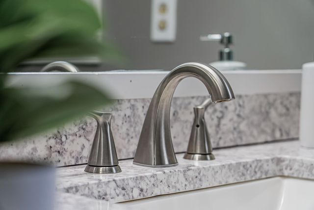 785 Merritt Lewis Lane, Clarksville, TN 37042