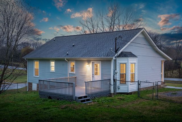 785 Merritt Lewis Lane, Clarksville, TN 37042