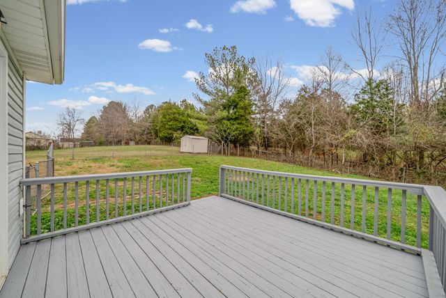 785 Merritt Lewis Lane, Clarksville, TN 37042