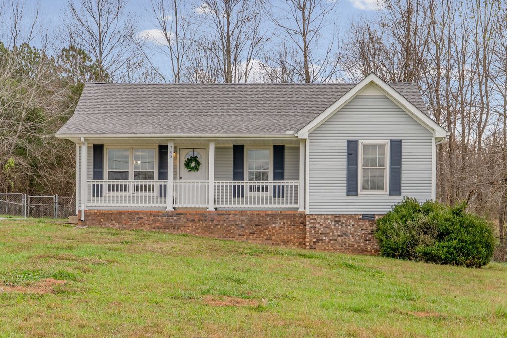 785 Merritt Lewis Lane, Clarksville, TN 37042