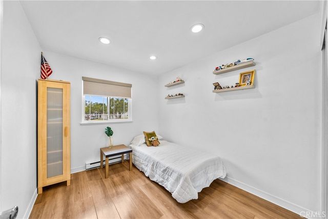 2921 S Sycamore St E, Santa Ana, CA 92707