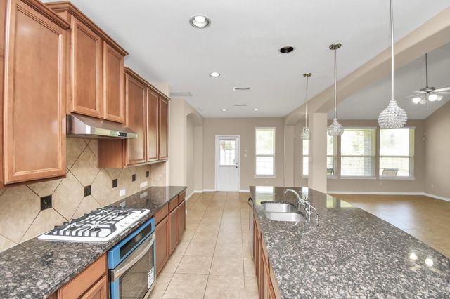 6843 Bears Path Lane, Missouri City, TX 77459