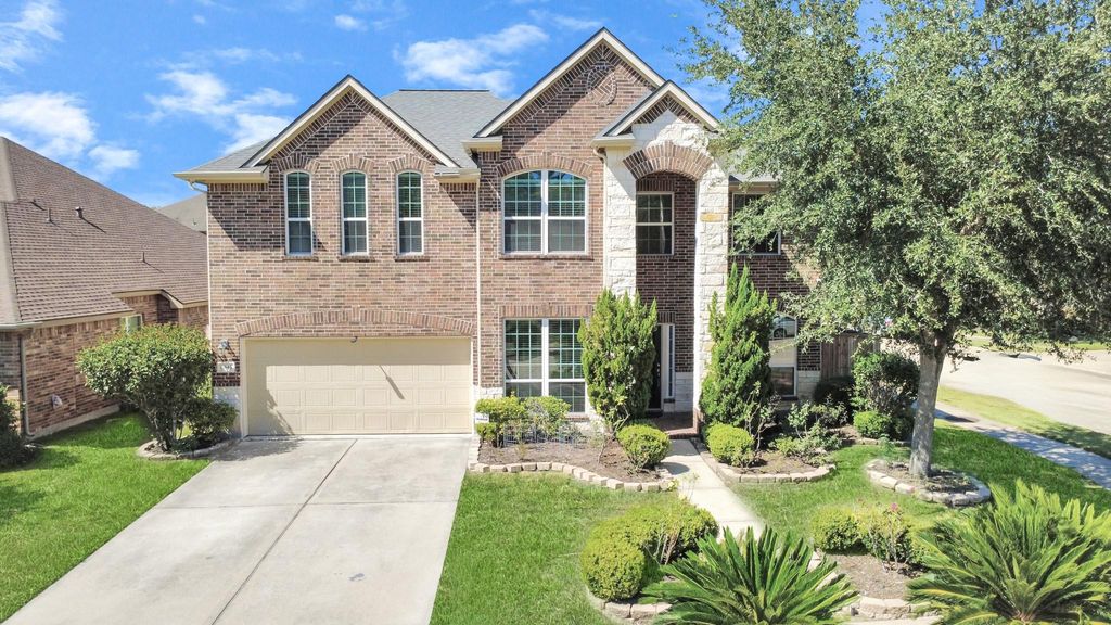 6843 Bears Path Lane, Missouri City, TX 77459