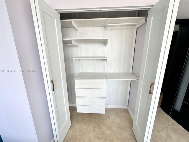 3180 S Ocean Dr 401, Hallandale Beach, FL 33009