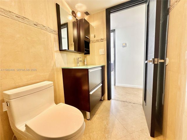 3180 S Ocean Dr 401, Hallandale Beach, FL 33009