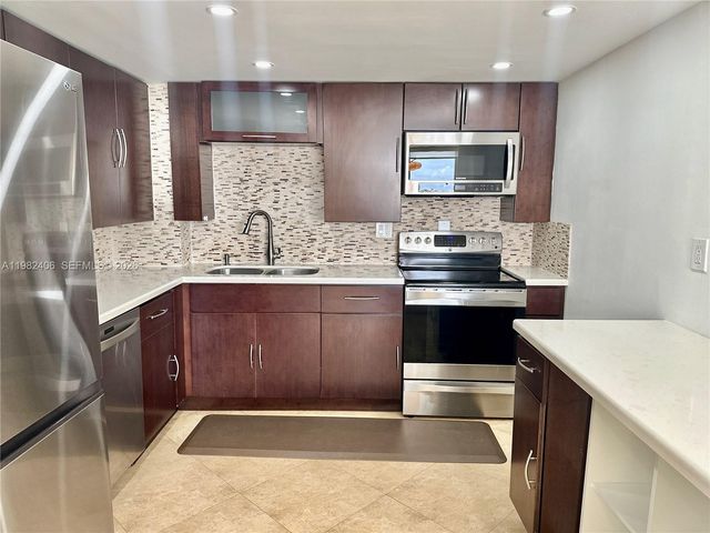 3180 S Ocean Dr 401, Hallandale Beach, FL 33009