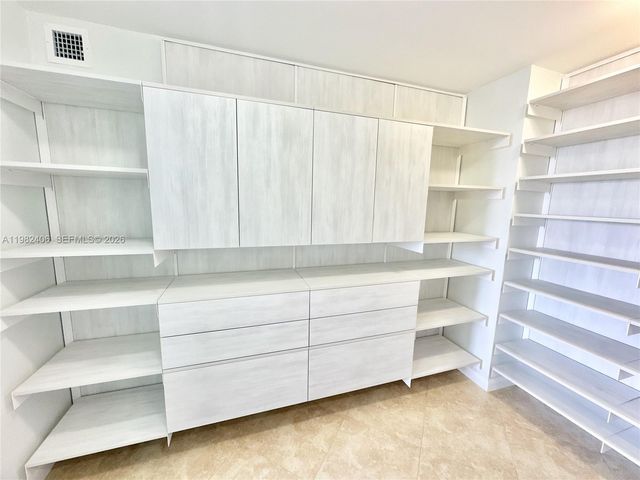 3180 S Ocean Dr 401, Hallandale Beach, FL 33009